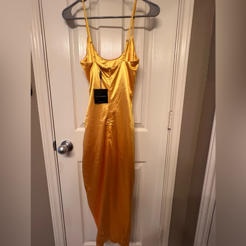 NWT JLUXLABEL sold out yellow satin Aldis dress, size S and M available. - Picture 9 of 13